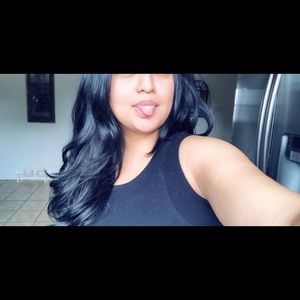 Meet your Posher, Shadia